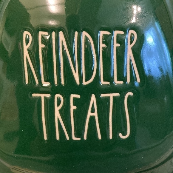 NEW Rae Dunn REINDEER TREATS GUMBALL CHRISTMAS CANISTER - Picture 12 of 12
